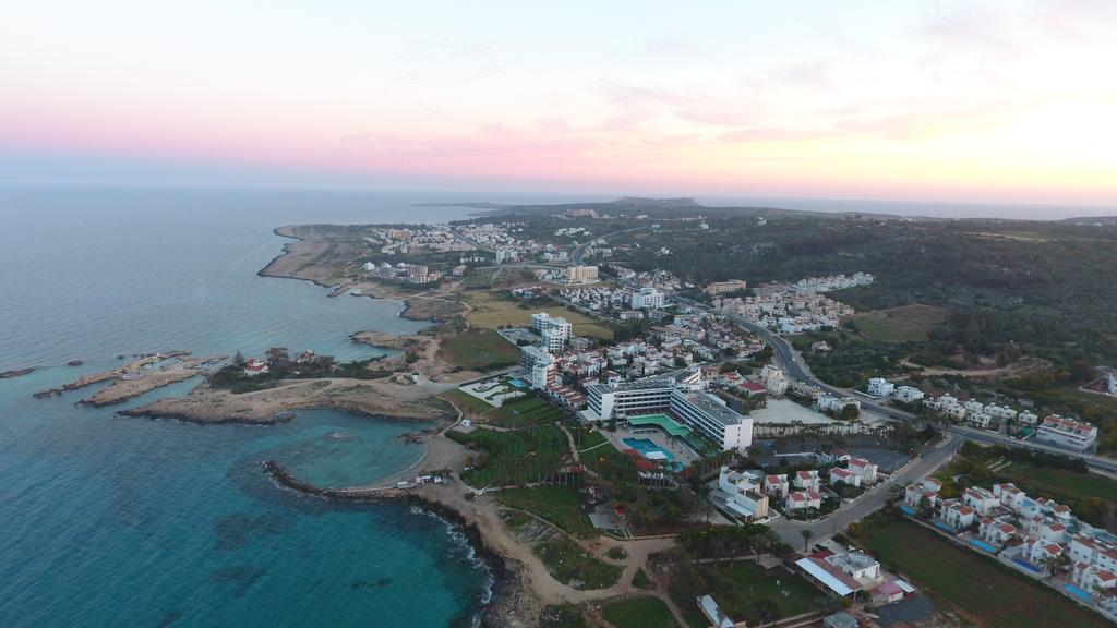 Thalassa Court Sandy Beach Apartment Protarász Kültér fotó